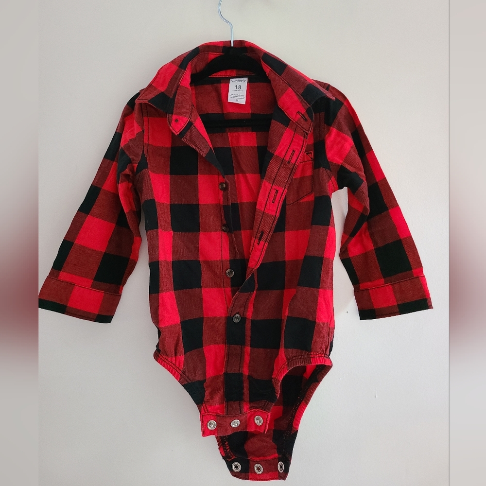 *Sold Elsewhere* ❣️Red Buffalo Check 18M Carter's long sleeve onesie❣️